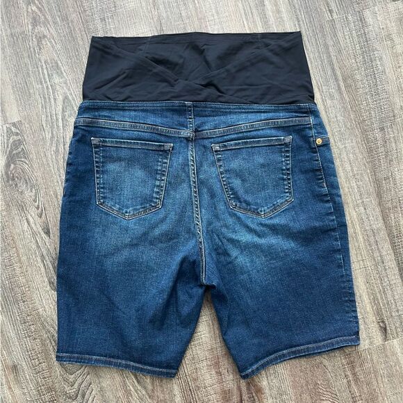 Isabel Maternity Bermuda Shorts Women’s Size 12/31 Blue - Picture 3 of 11
